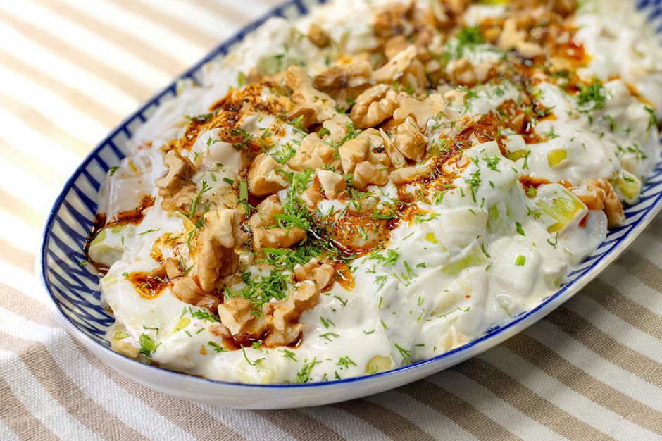 Yoğurtlu Pırasa Mezesi