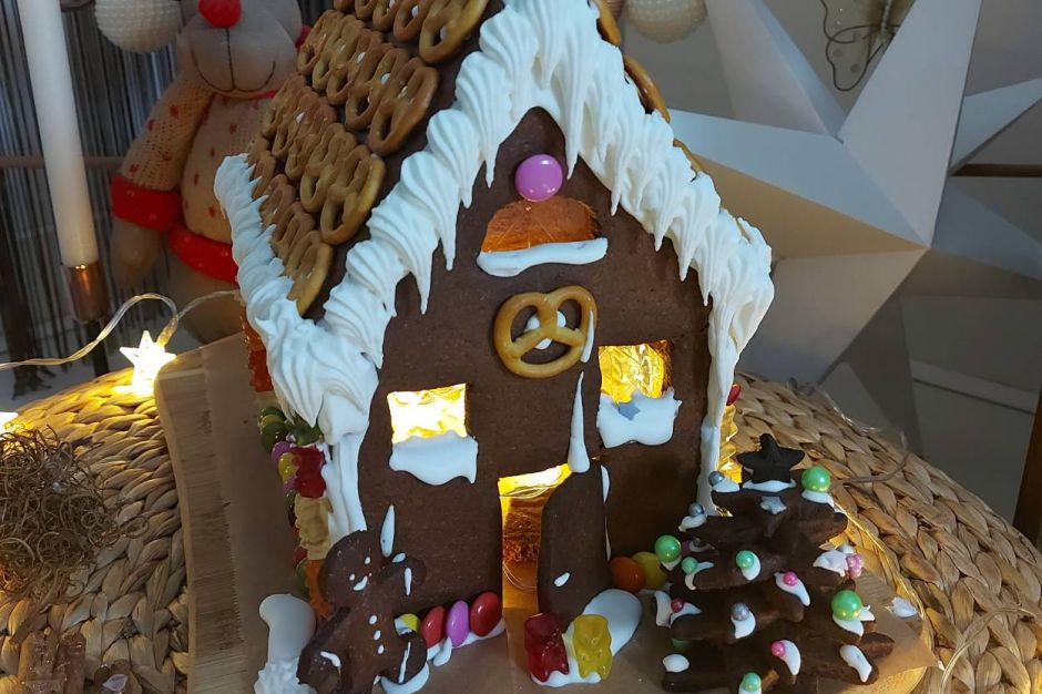 Zencefilli Kurabiye Evi