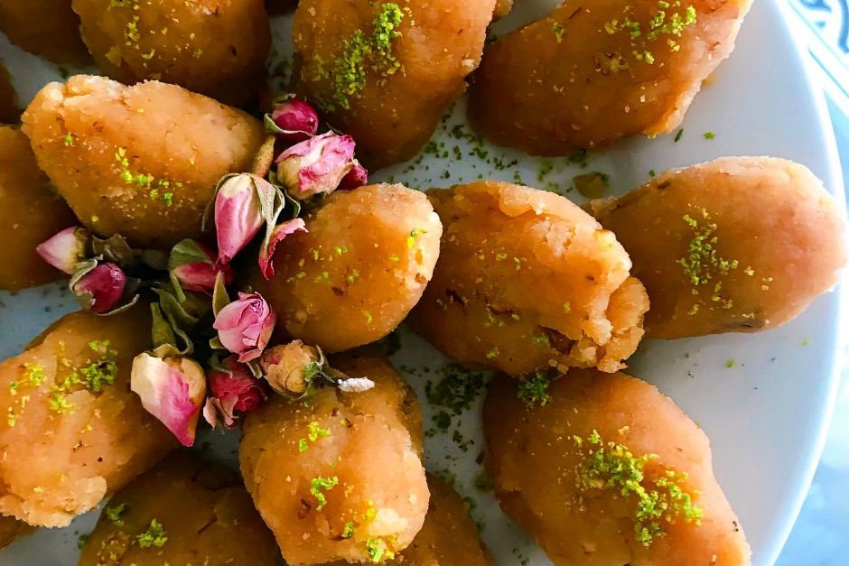 Cevizli Sütlü Un Helvası