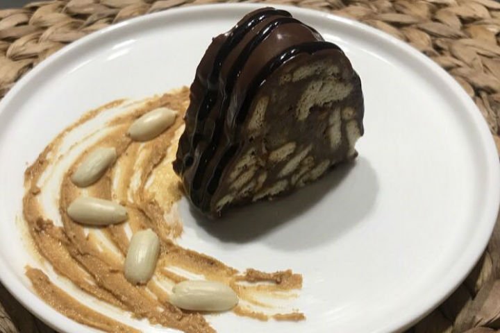 Fıstık Ezmeli Mozaik Pasta