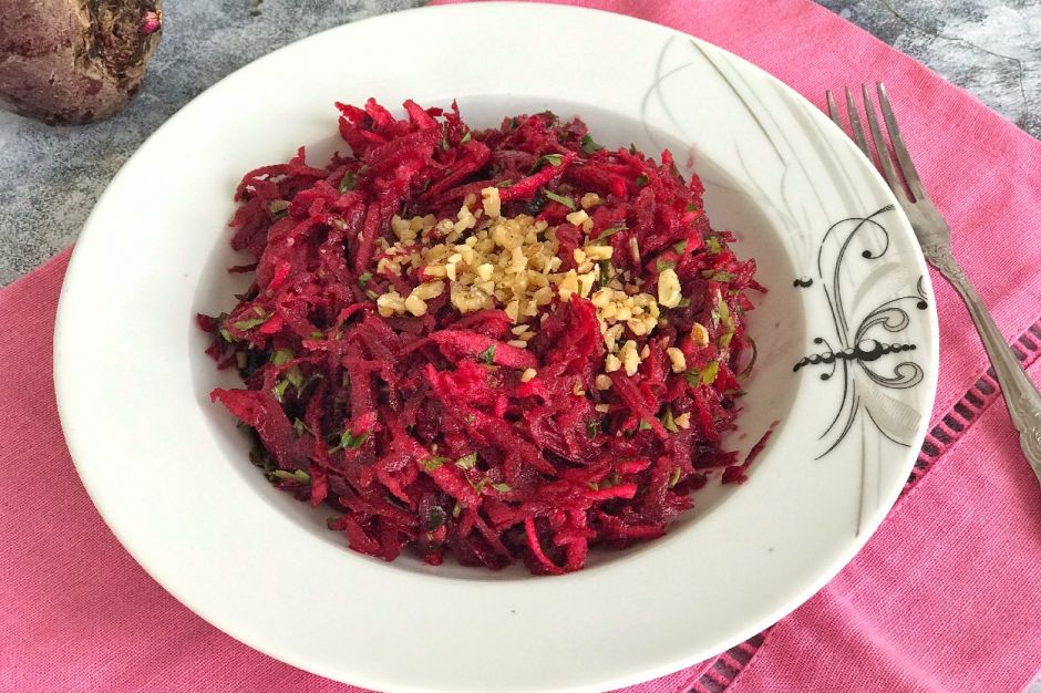 Çiğ Pancar Salatası