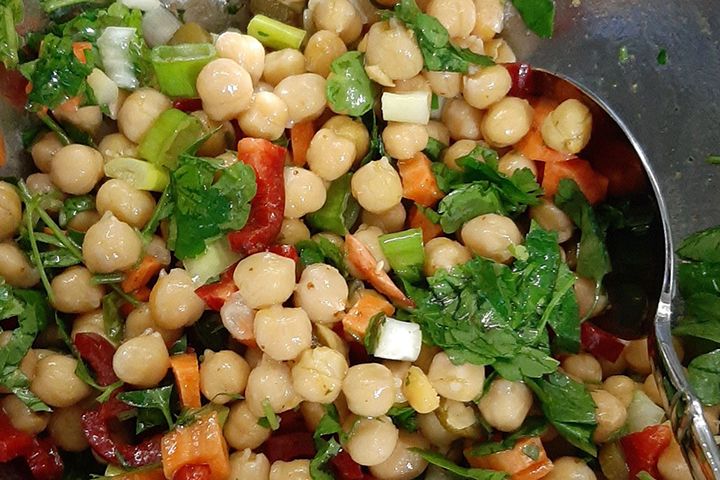 Hardallı Nohut Salatası