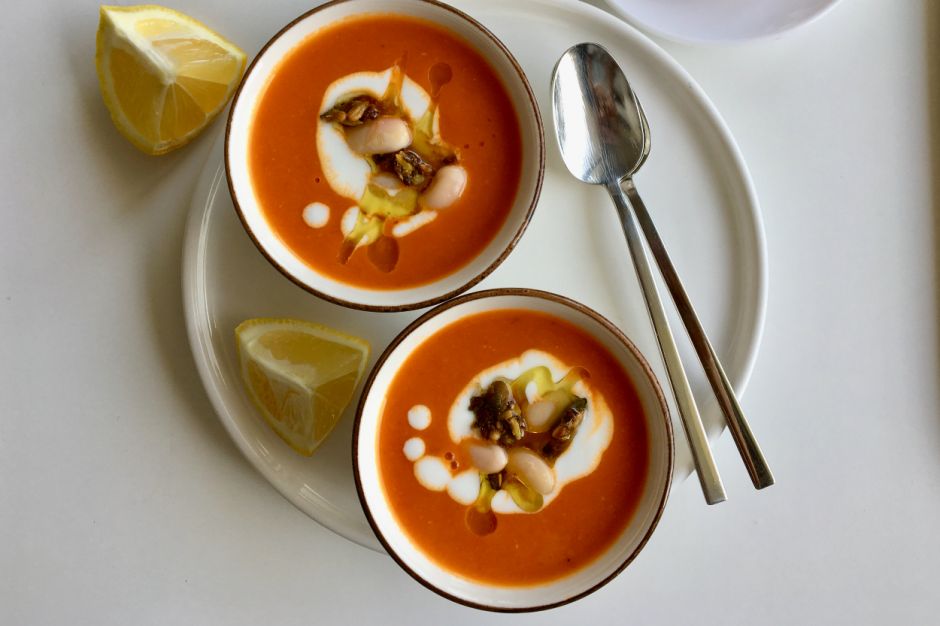 Kuru Fasulyeli Köz Biber Çorbası