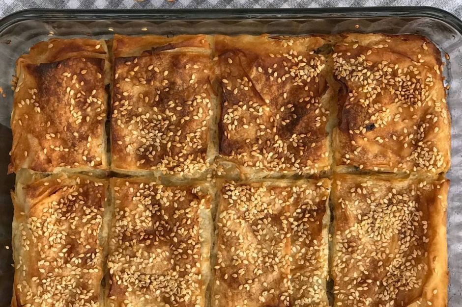 Mantarlı Kaşarlı Börek