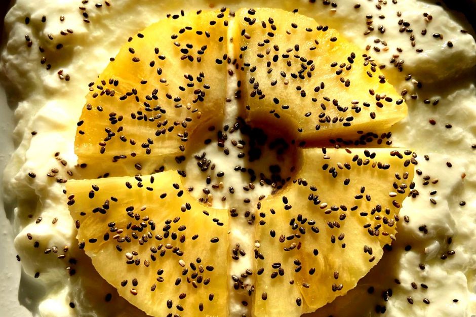 Yoğurtlu Ananas