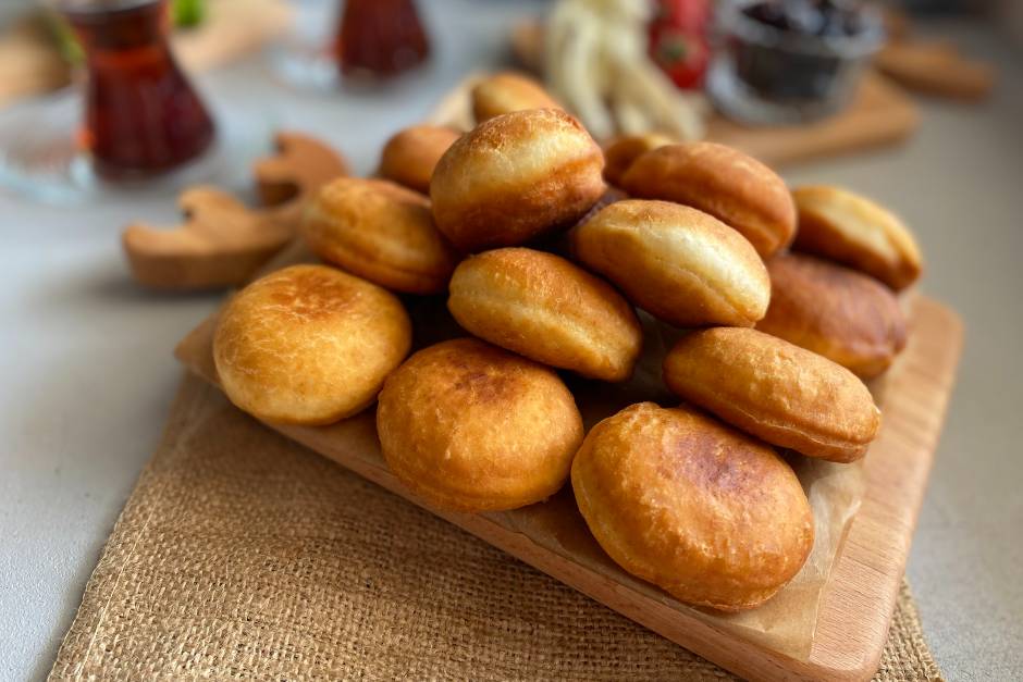 1 Su Bardağı Sütle Kolay Pişi