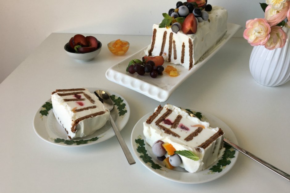 Meyveli Buzluk Pastası