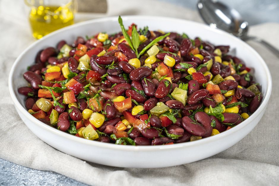 Meksika Fasulyesi Salatası