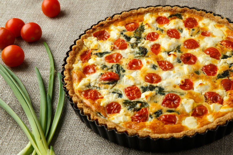 Domatesli Peynirli Kiş