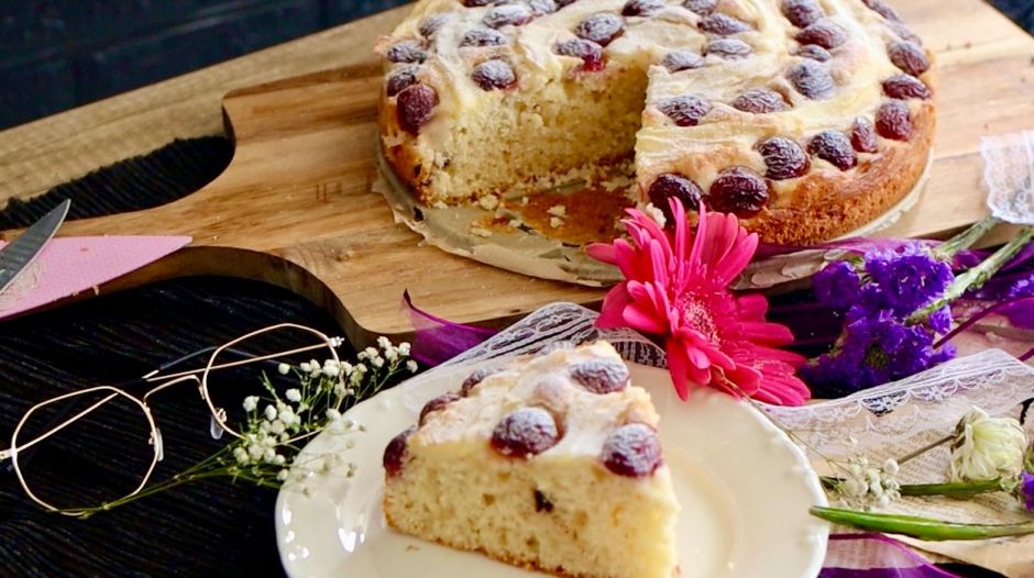 Kirazlı Muhallebili Kek