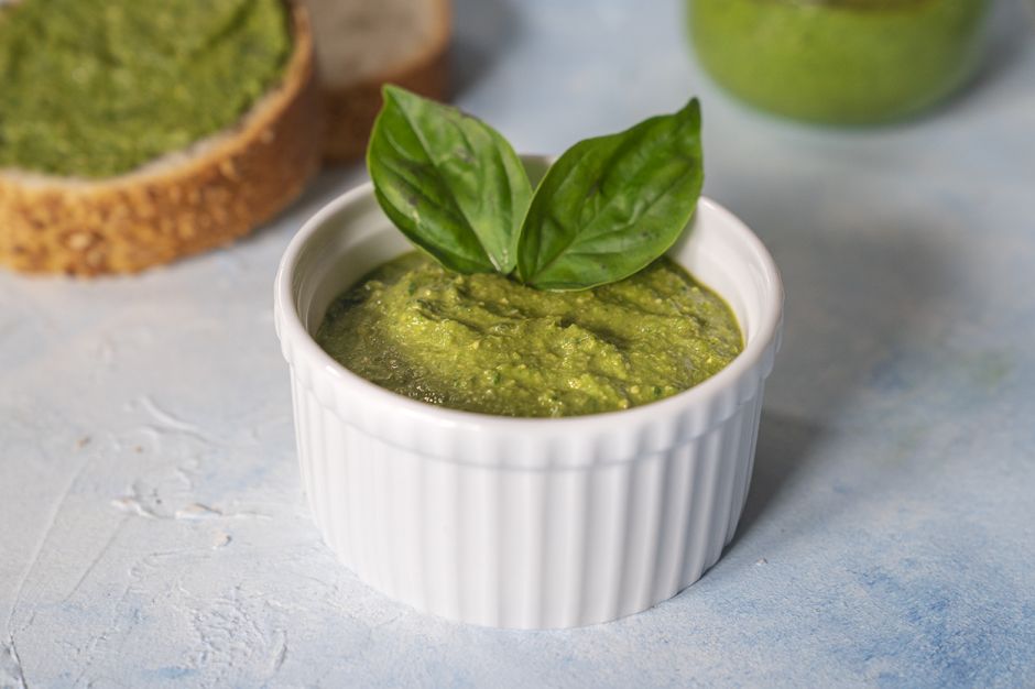 Ev Yapımı Pesto Sos
