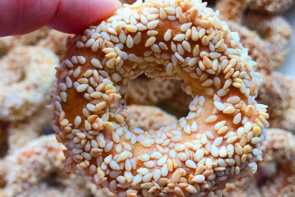 Susamlı Kandil Simidi