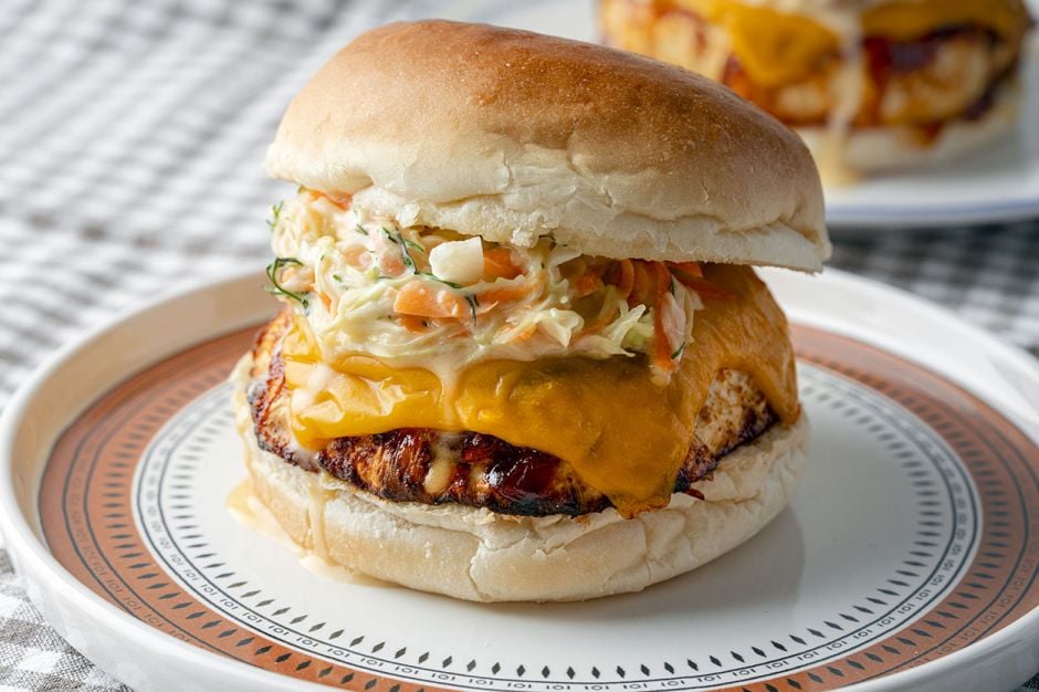 Barbekü Soslu Kereviz Burger