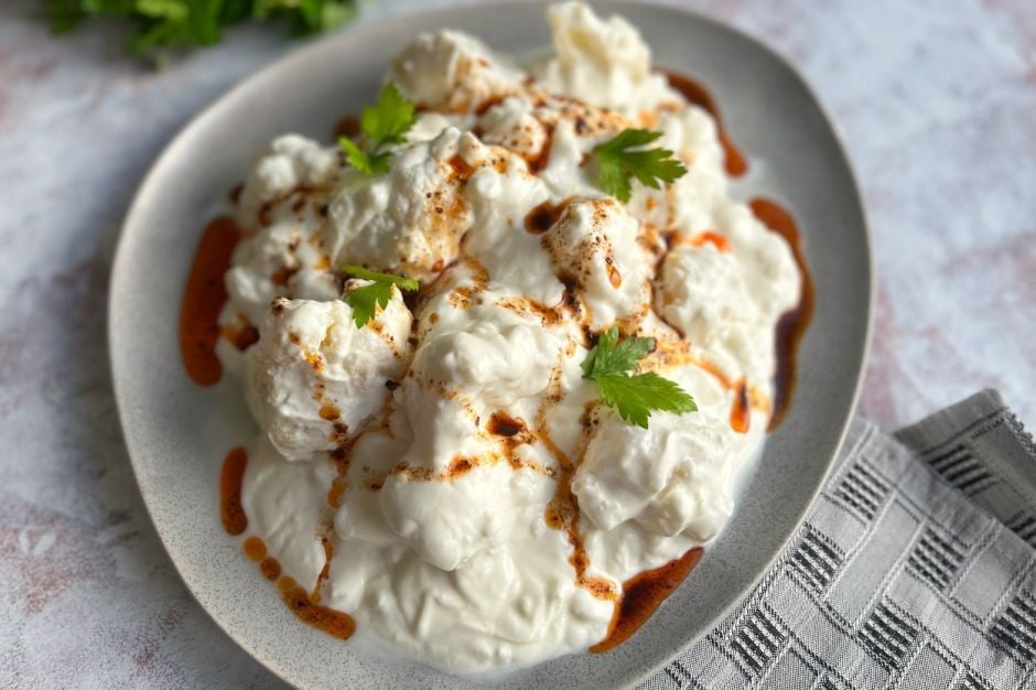 Yoğurtlu Karnabahar Salatası