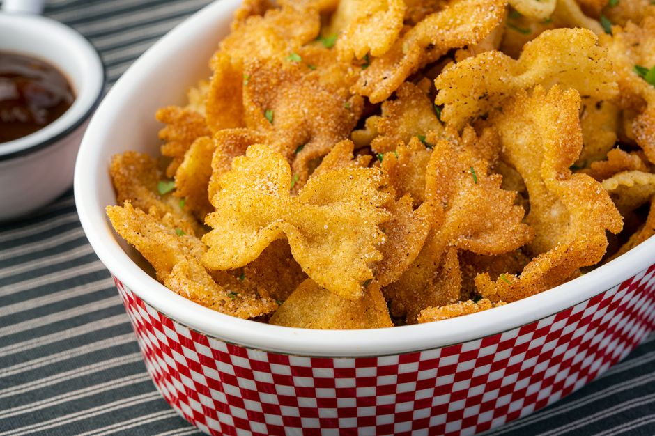 Baharatlı Makarna Cipsi