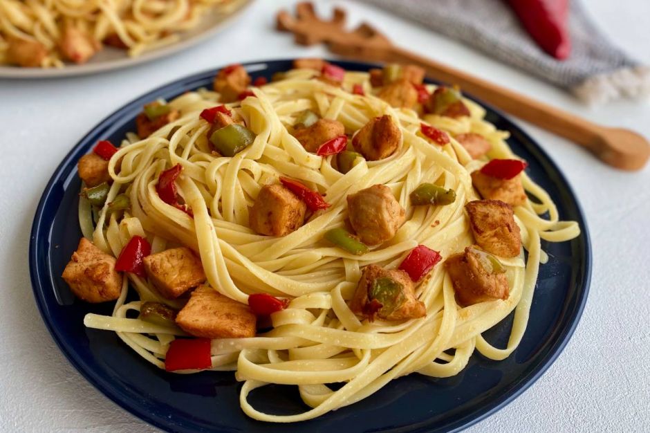 Tavuklu Spagetti