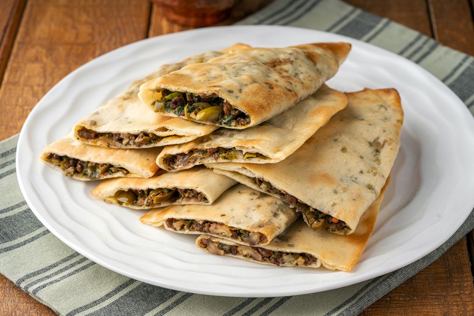 Yeşil Zeytin Böreği