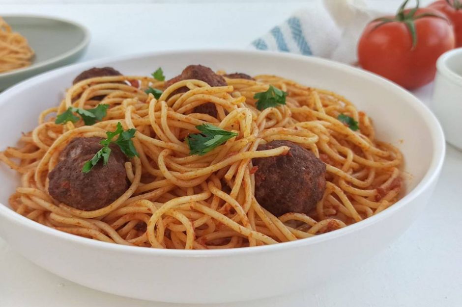 Köfteli Spagetti