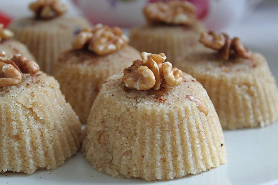 Cevizli İrmik Helvası