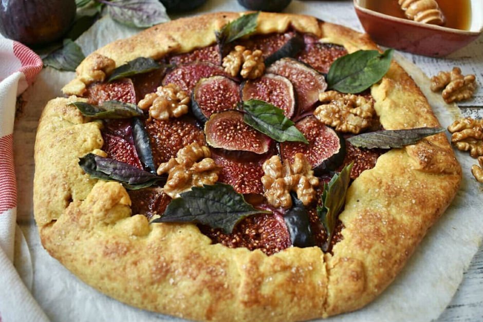 Labneli İncirli Galette