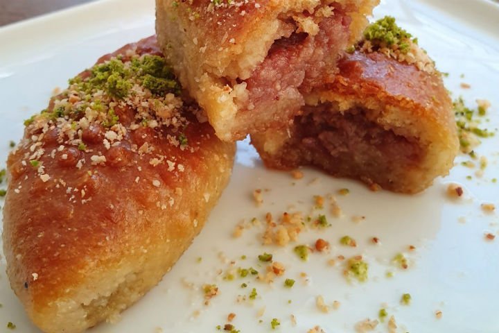 Hurmabastı Tatlısı