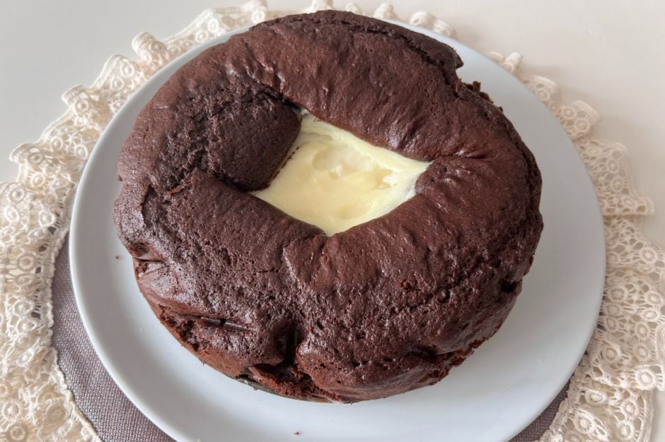 Muhallebili Magma Kek