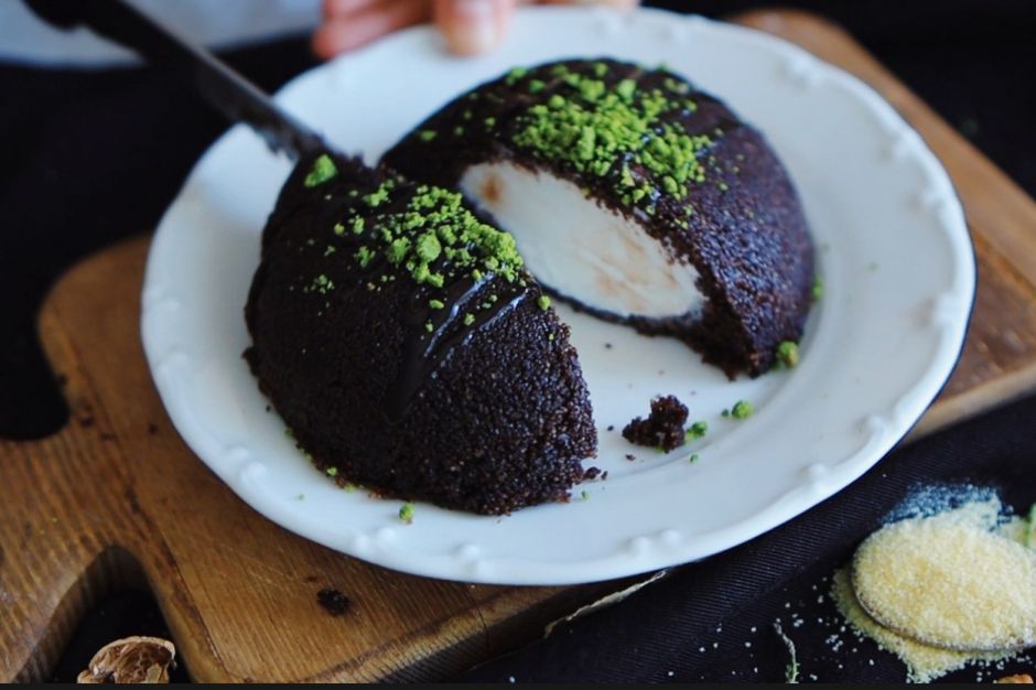 Kakaolu Dondurmalı İrmik Helvası